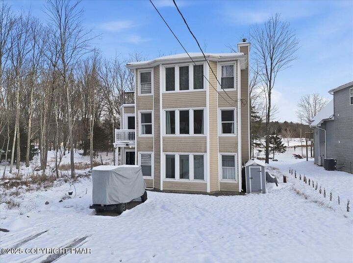 Property Photo:  7814 Lake Shore Drive  PA 18347 