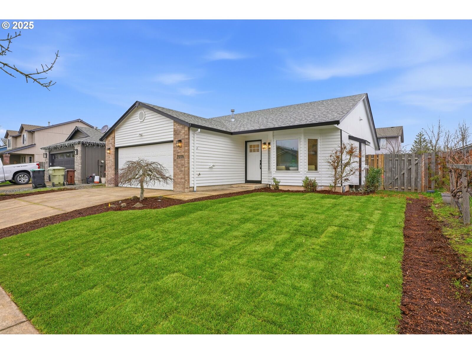 Property Photo:  7259 SE Harnish St  OR 97123 