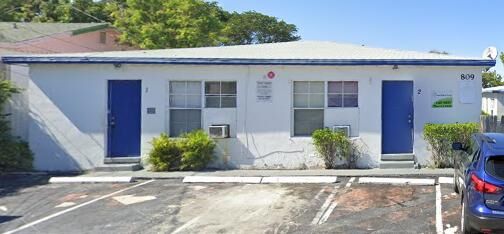 Property Photo:  809 20th Street 15  FL 33407 