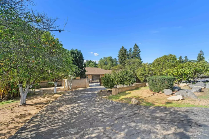 Property Photo: 363 Tumble Creek Ln CA 92028