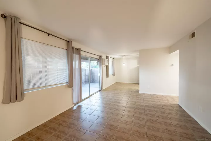 Property Photo: 909 Martin Dr A CA 92026