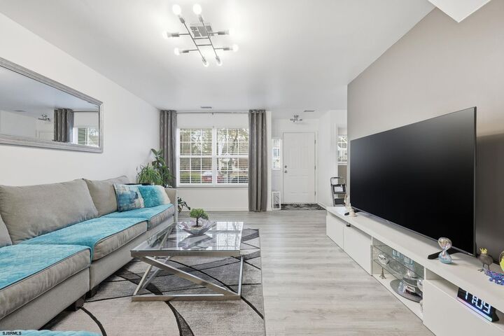 Property Photo: 2808 Falcon Ct Ct 2808 NJ 08330