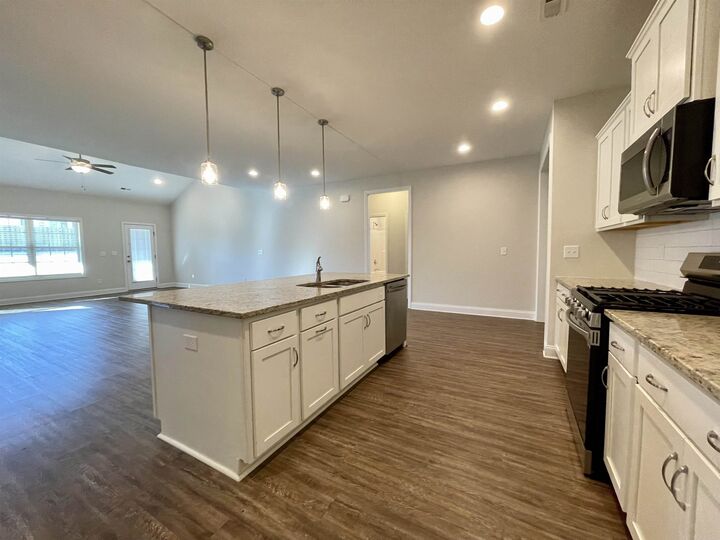 Property Photo:  2055 Austin Dr NE  AL 35058 - CULLMAN 