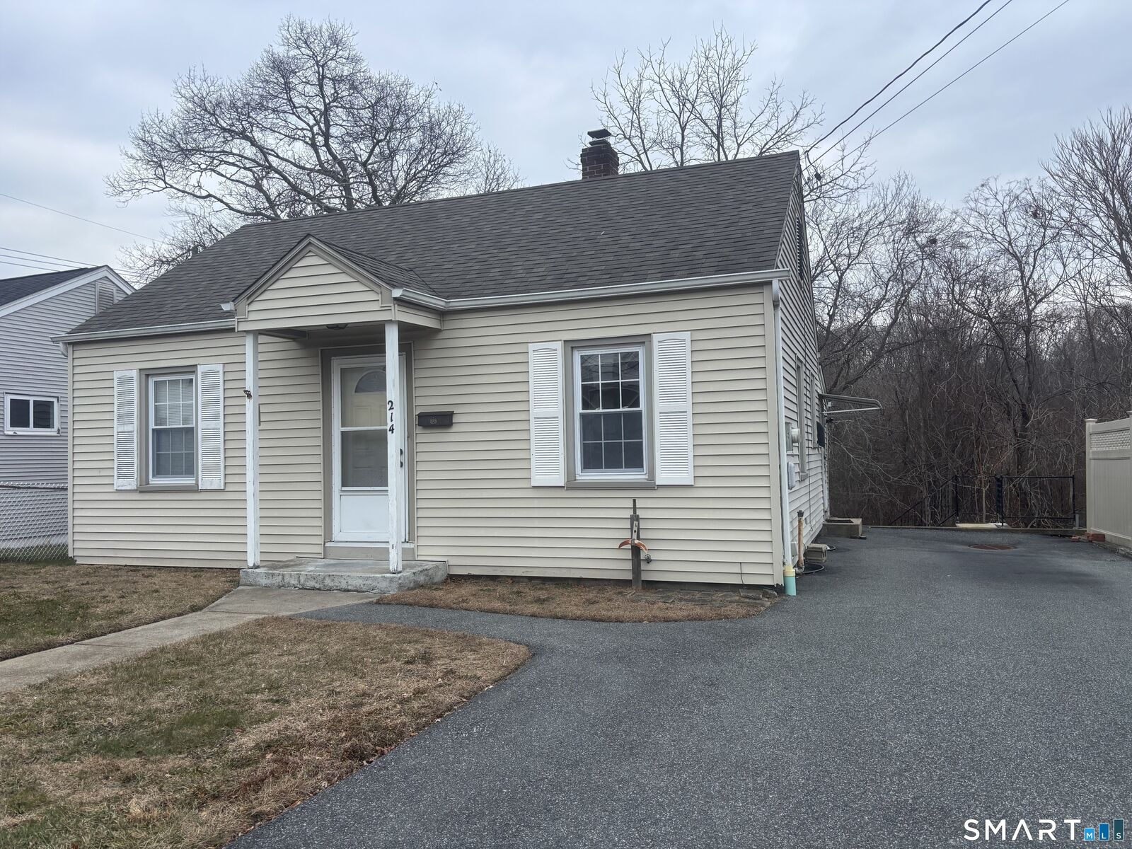 Property Photo:  214 Poquonnock Road  CT 06340 