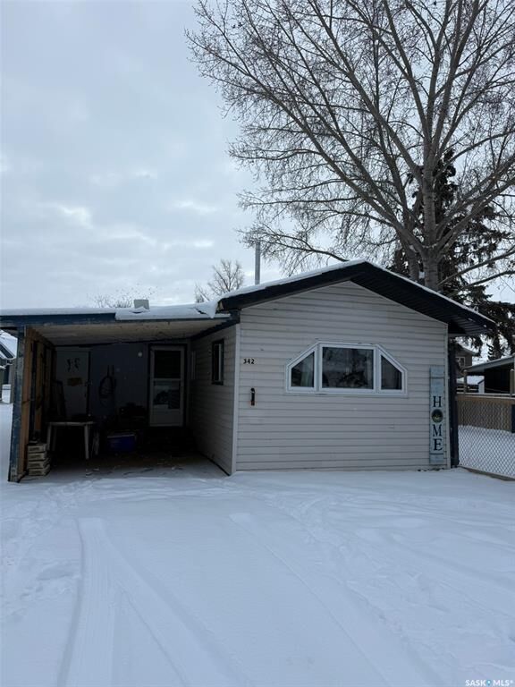 Property Photo:  342 Mariner Avenue  SK S0M 0L0 