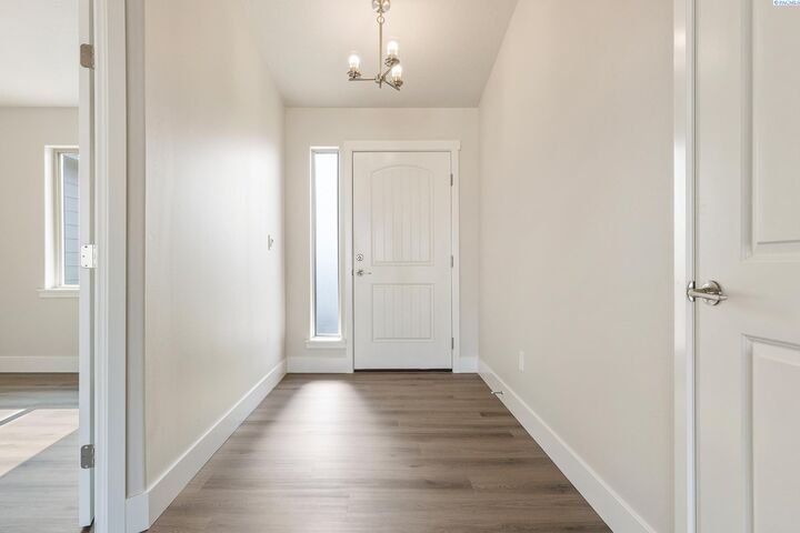 Property Photo:  6809 Brooks Ave  WA 99301 