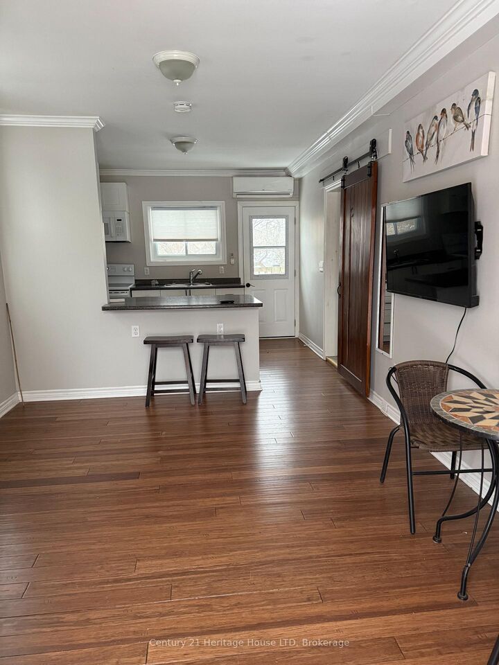 Property Photo:  154 Ridge Road N Studio  ON L0S 1N0 