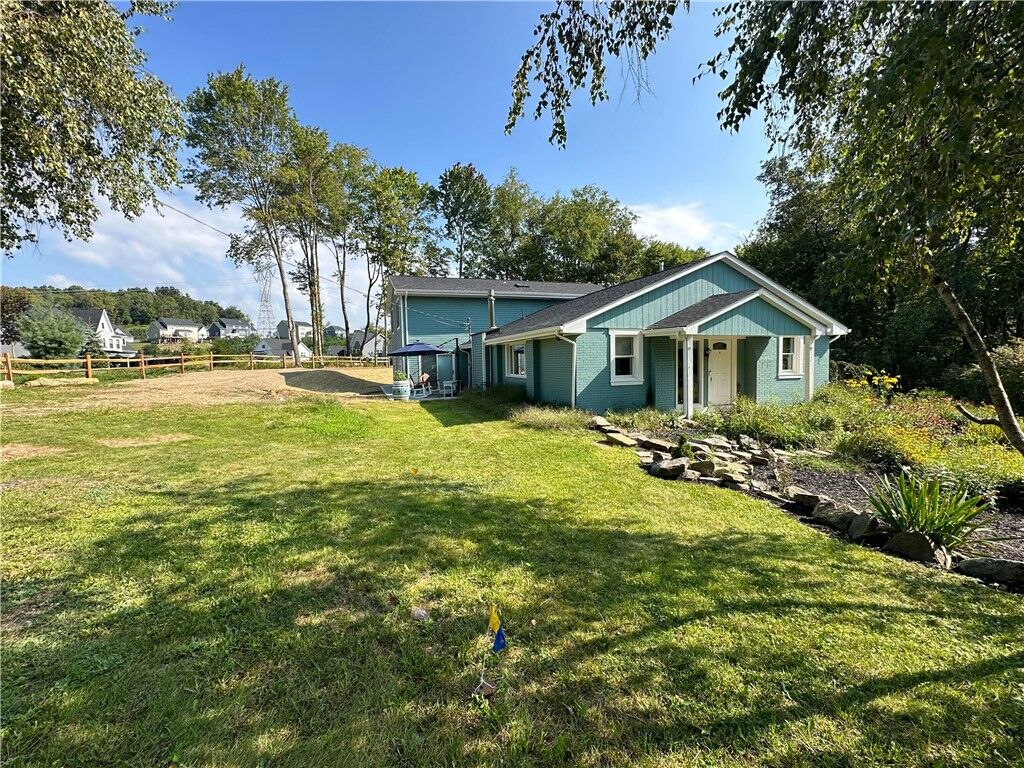 Property Photo:  257 Stoup Road  PA 16046 