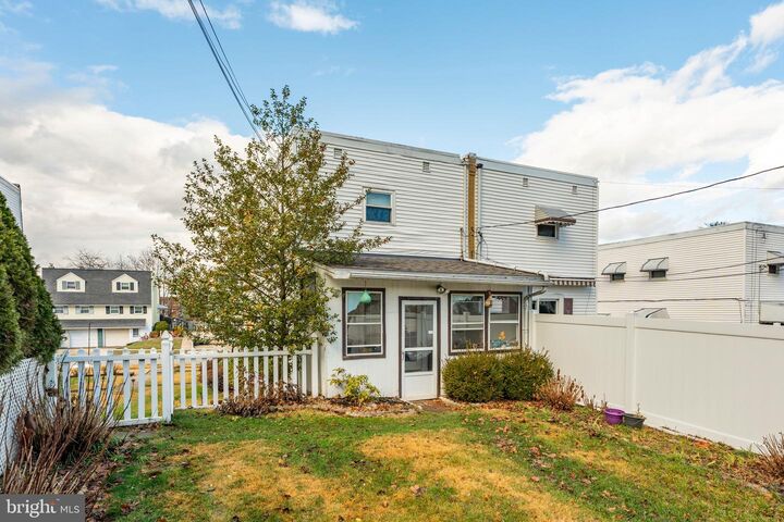 Property Photo: 1726 Calamia Drive PA 19401