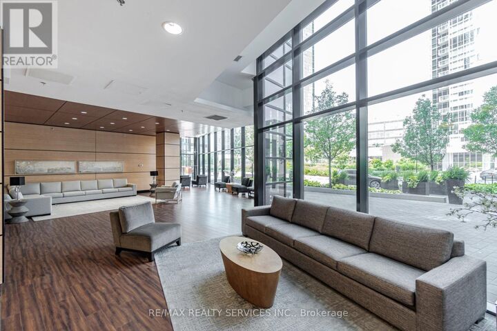 Property Photo:  2900 Highway 7 Road 2902  ON L4K 0G3 