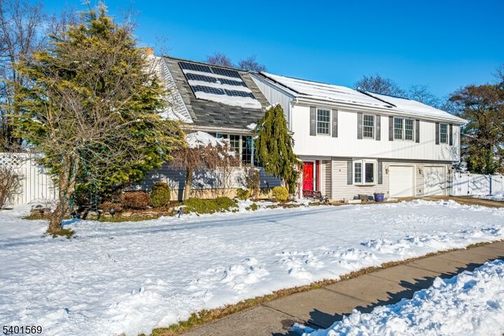 Property Photo:  4 Winthrop Rd  NJ 08873 