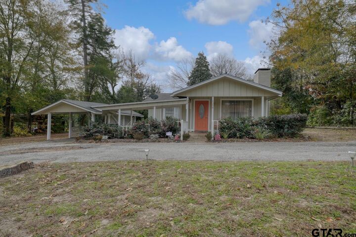 Property Photo:  1210 Chateau Lane  TX 75771 