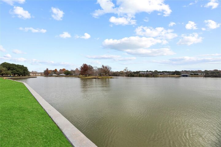 Property Photo: 13194 Clear View Drive TX 77318