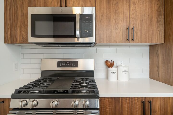 Property Photo:  1415 Manhattan Ave 303  NJ 07087 