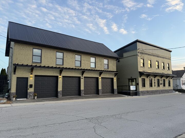 Property Photo:  107 E Street  KY 40475 