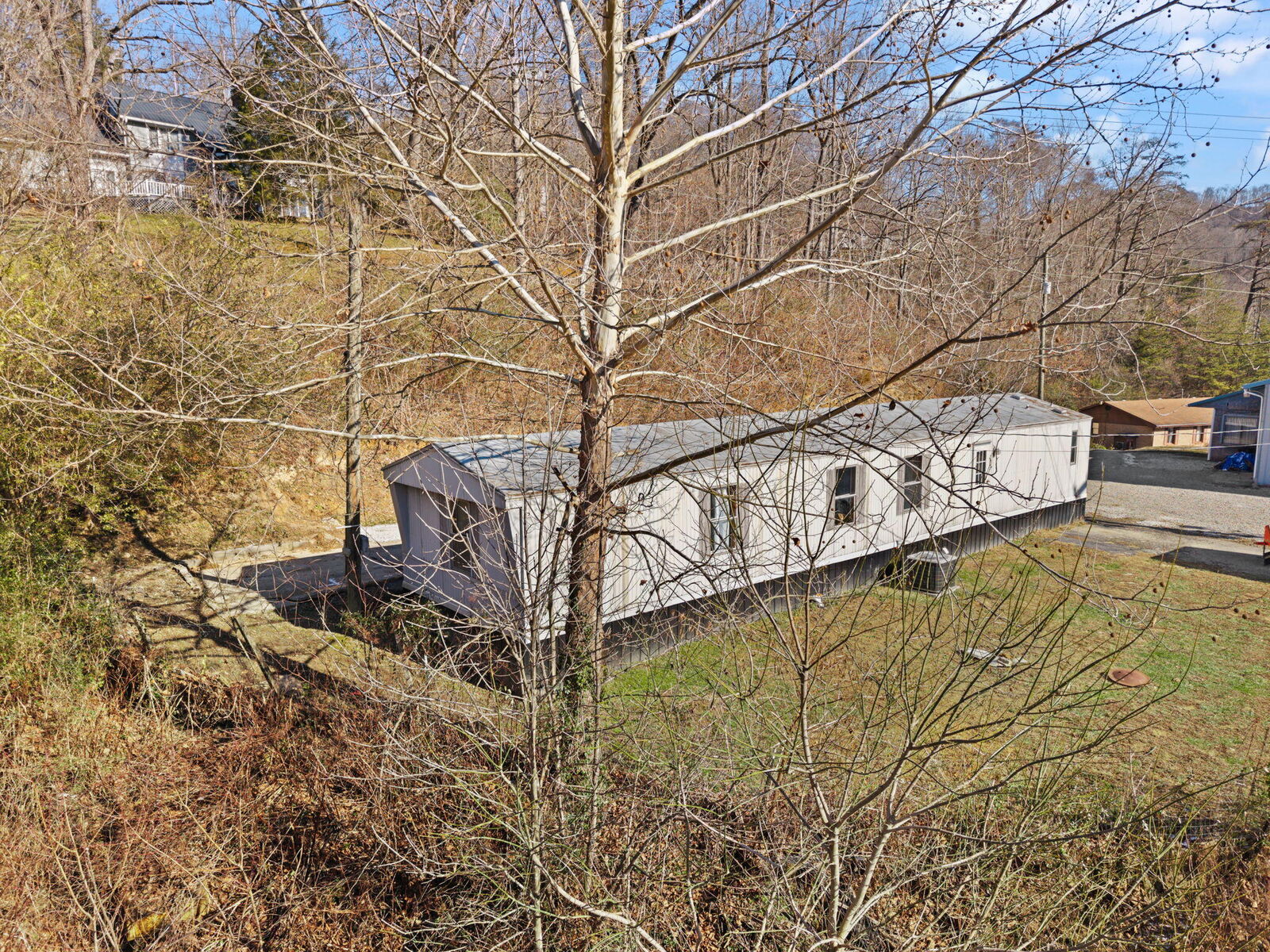 Property Photo:  63 Elisha B Lane  KY 41837 