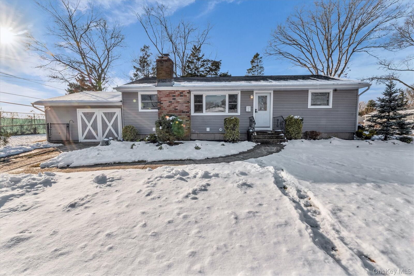 Property Photo:  34 W Court Drive  NY 11720 