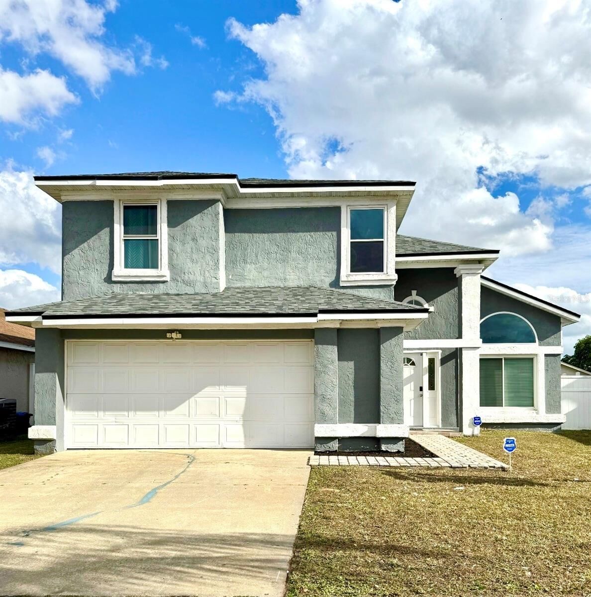 Property Photo:  104 Green Cove Court  FL 34743 