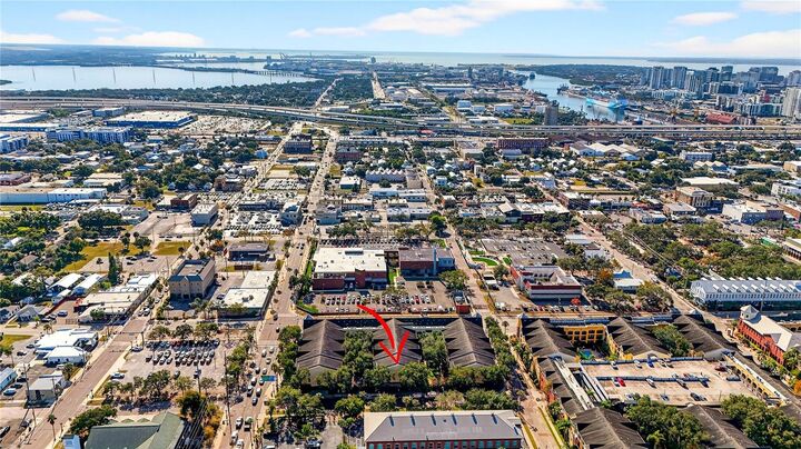 Property Photo:  2010 E Palm Avenue 14304  FL 33605 