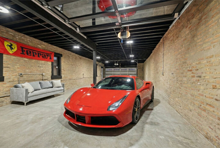 Property Photo:  515 E Oakwood Boulevard  IL 60653 