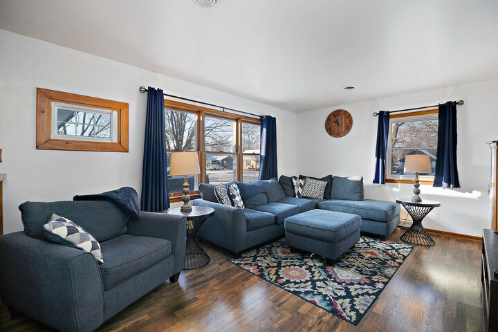 Property Photo:  322 N Franklin Street  IL 60954 