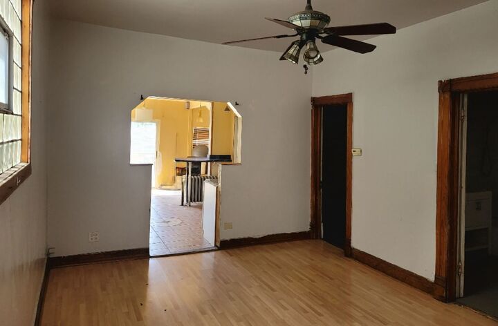 Property Photo: 2913 E 97th Street IL 60617