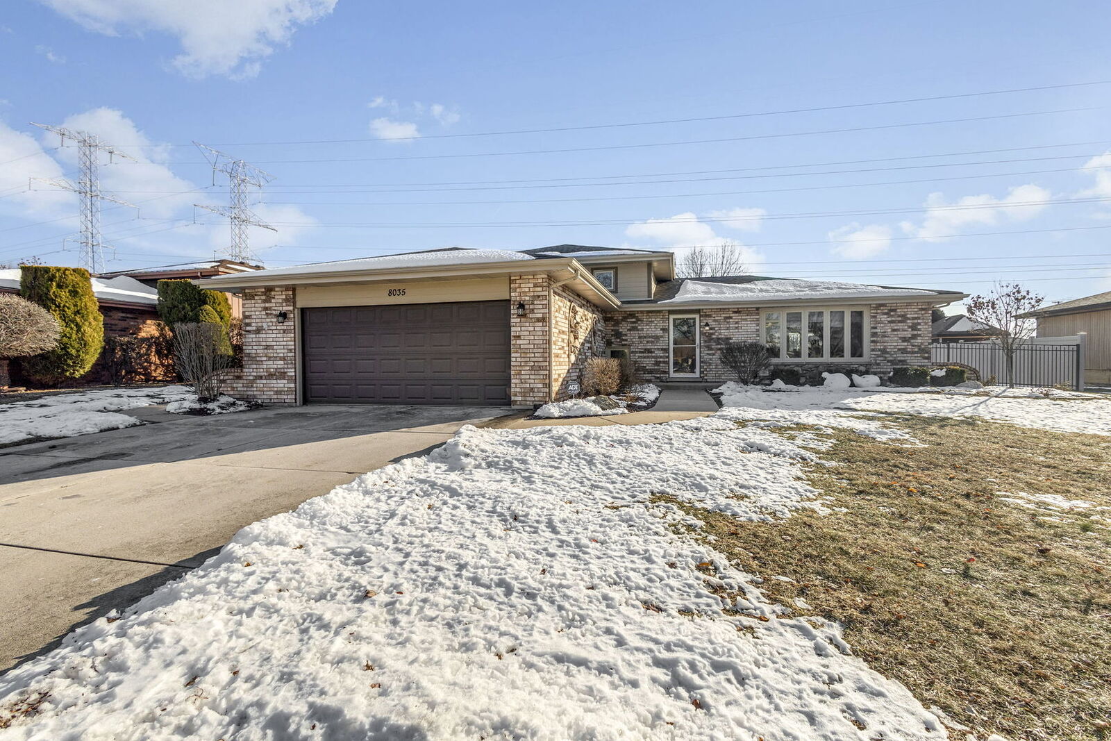 Property Photo:  8035 Anne Drive  IL 60462 