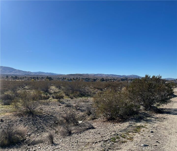 Property Photo:  0 Vac/Pearblossom Hwy/Vic 135 Ste  CA 93553 