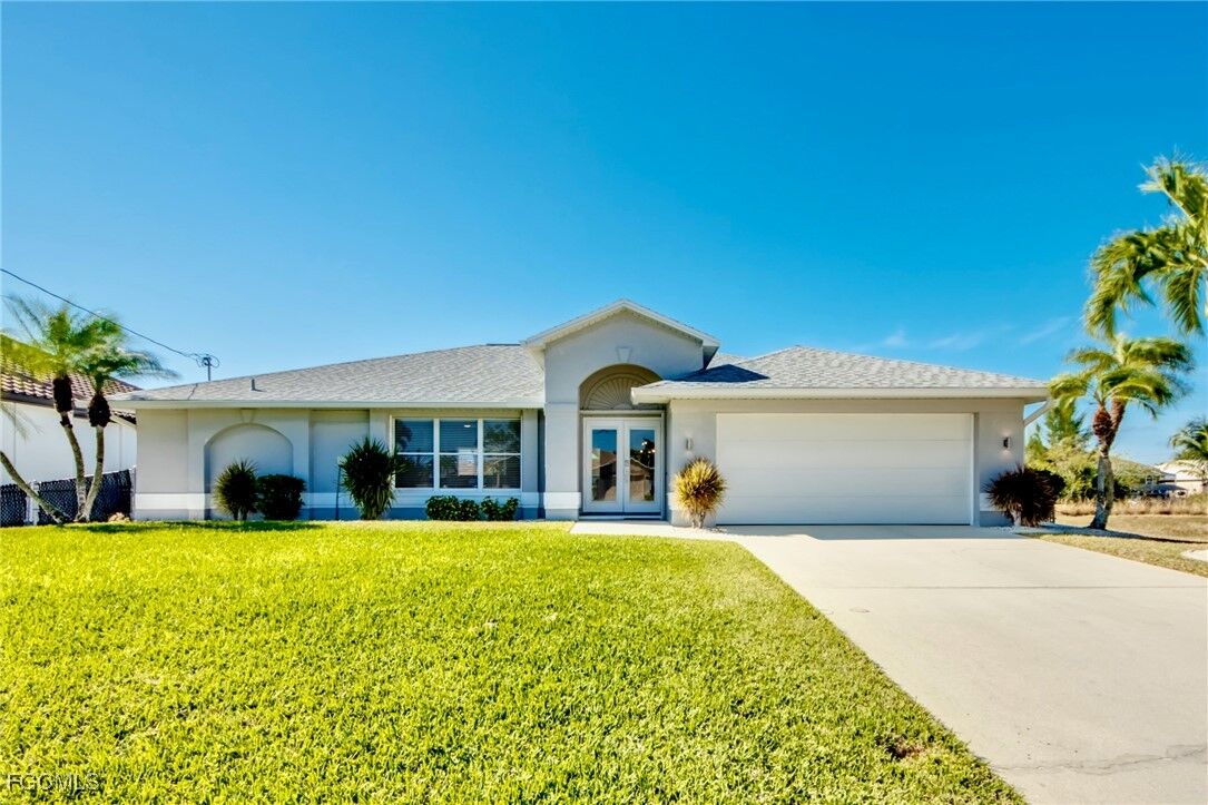 Property Photo:  5236 SW 20th Avenue  FL 33914 