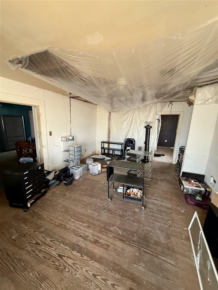 Property Photo:  1301 W College  OK 74631 