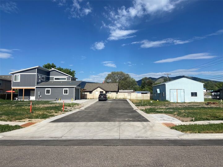 Property Photo:  606 S Davis Street  MT 59801 