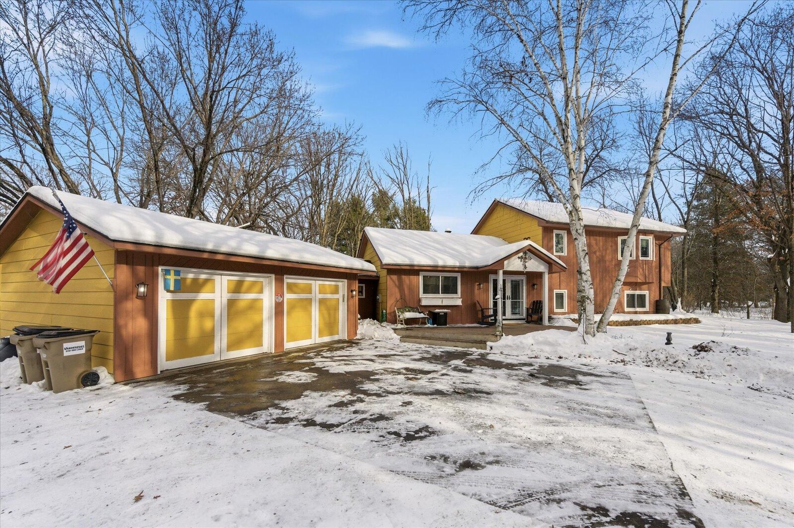 Property Photo: 13878 252nd Avenue NW MN 55398