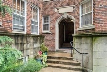 Property Photo:  77 Martin St. 6  MA 02138 