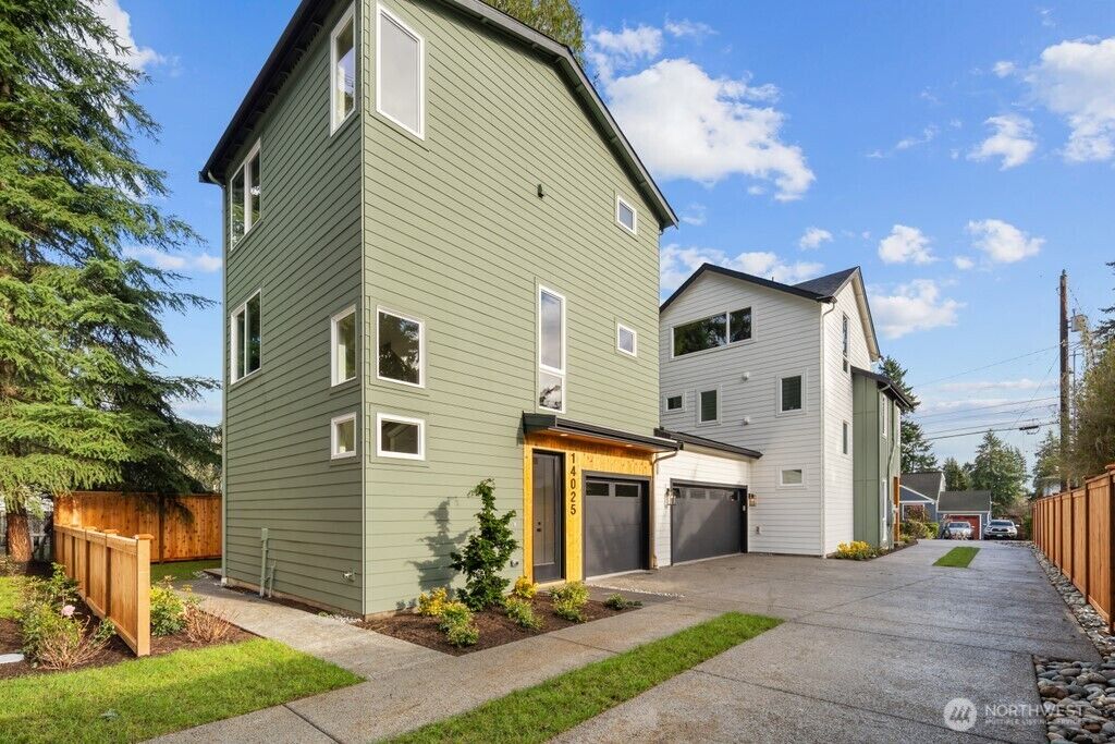 Property Photo:  14025  1st Avenue NW  WA 98177 