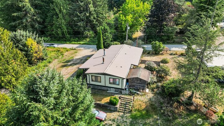 Property Photo: 37624 SE 80th Street WA 98065