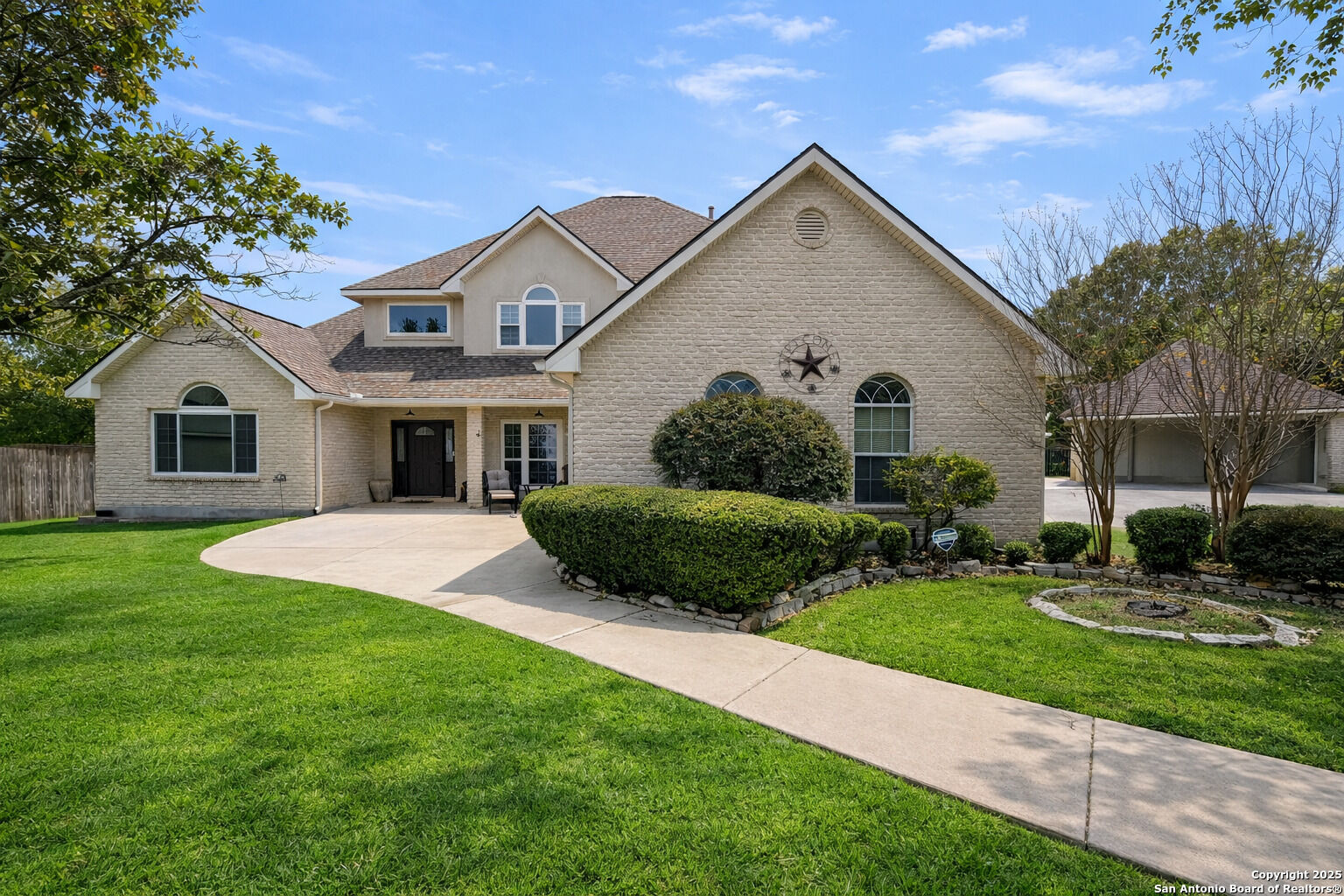 Property Photo:  1968 Round Table  TX 78130 