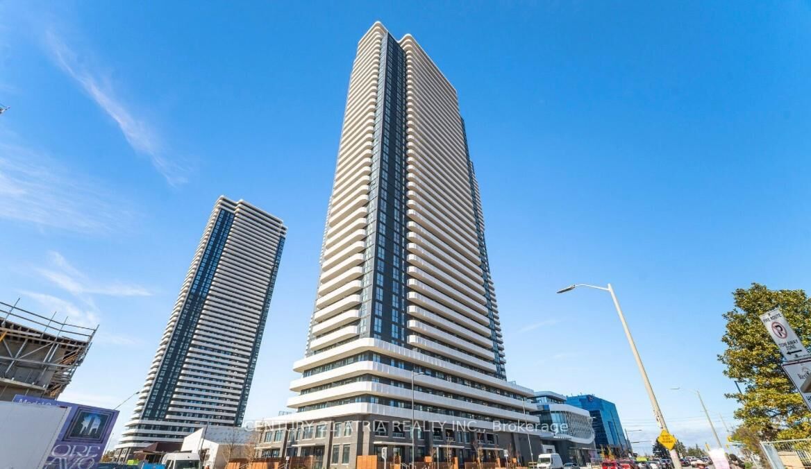 Property Photo:  8 Interchange Way N/A 3711  ON L4K 0R2 