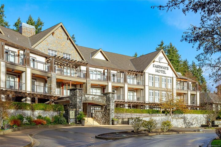 Property Photo: 1376 Lynburne Pl 113/115B BC V9B 6S1