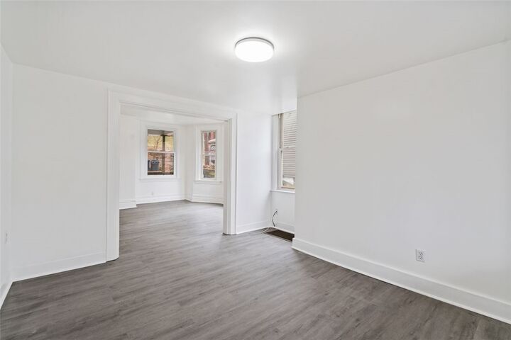 Property Photo: 4022 Oswald St PA 15212