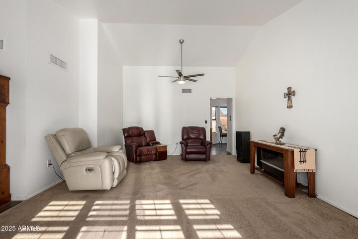 Property Photo:  13718 W Gable Hill Drive  AZ 85375 
