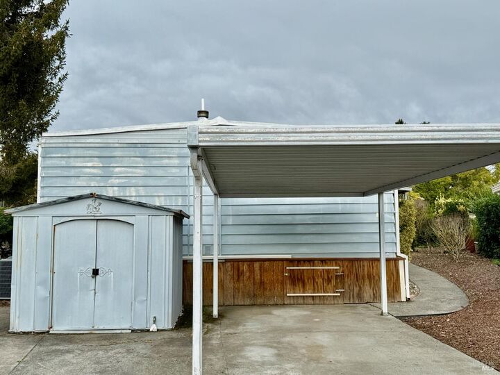 Property Photo:  21 Sequoia Circle  CA 95401 