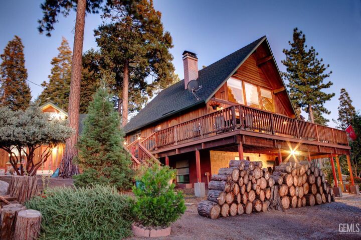 Property Photo: 45734 Hathily CA 93260