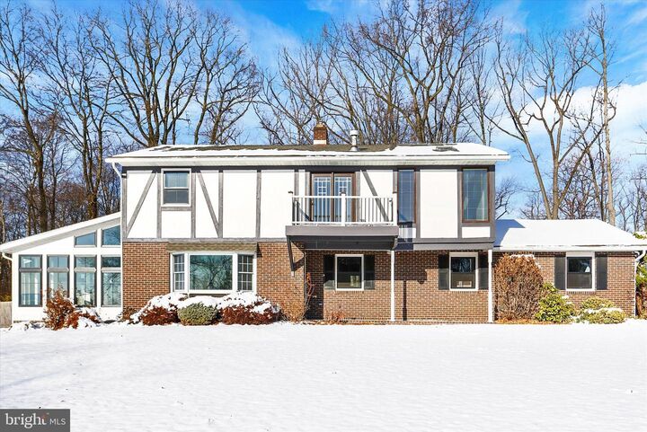 Property Photo:  965 N College Street  PA 17067 