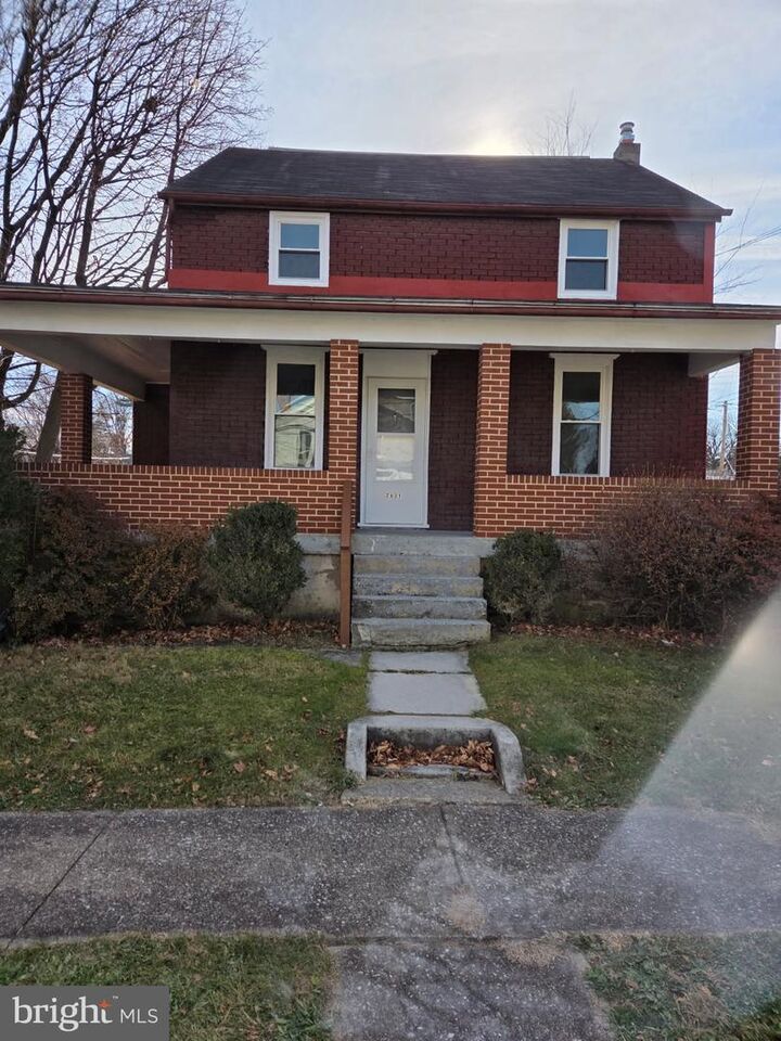 Property Photo:  2839 Banks Street  PA 17103 