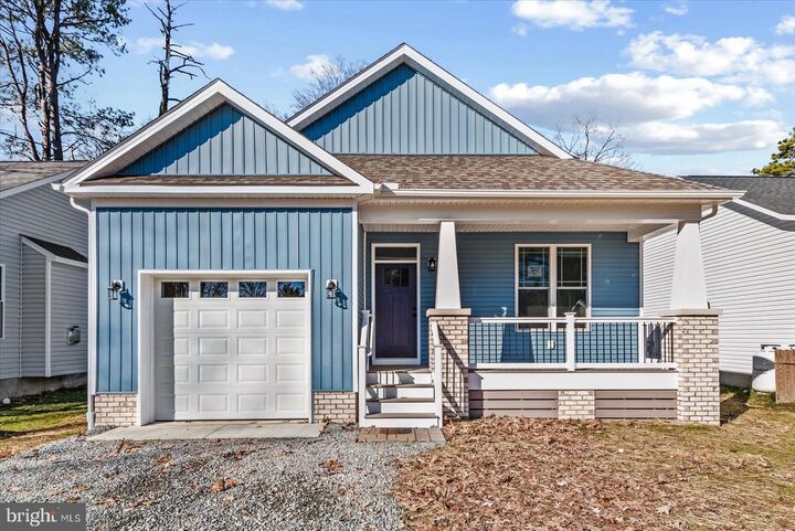 Property Photo:  133 6th St  VA 22443 