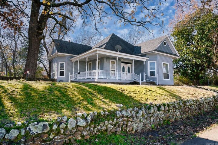 Property Photo:  602 Third Street  AR 71913 