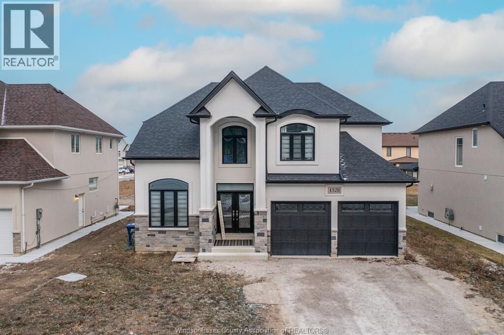 Property Photo:  1528 Bowler Drive  ON N8S 0A8 