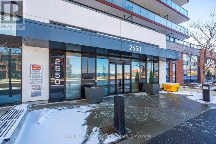 Property Photo:  2550 Simcoe Street North 718  ON L1L 0R5 