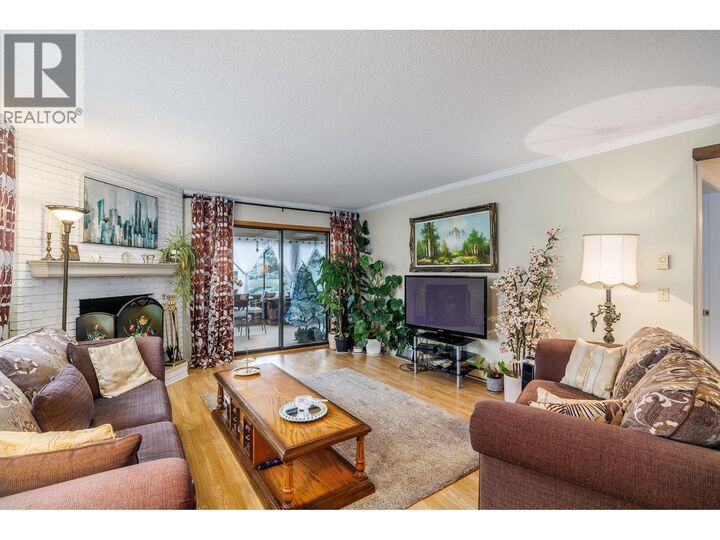 Photo de la propriété: 1035 Bernard Avenue 214 BC V1Y 6P7