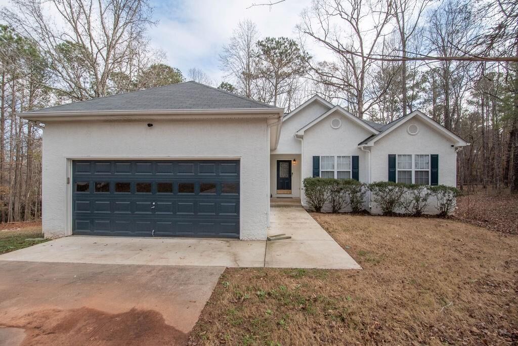 Property Photo:  75 Bretts Bend  GA 30277 